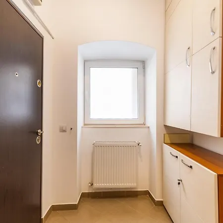 Ultracentral 2 * Brasov