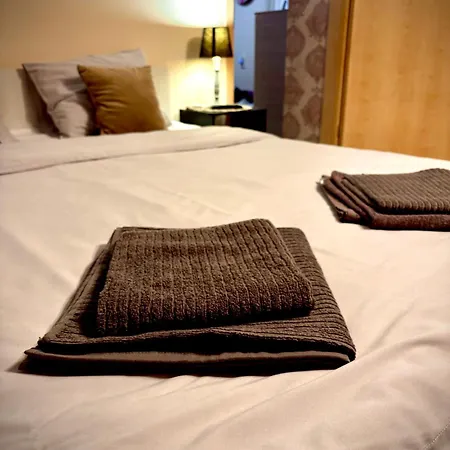 Ultracentral 2 דירה *