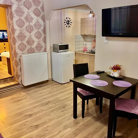 Ultracentral 2 דירה בראשוב