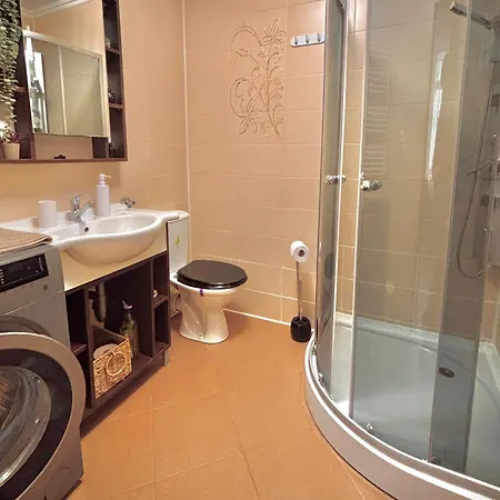 Ultracentral 2 בראשוב